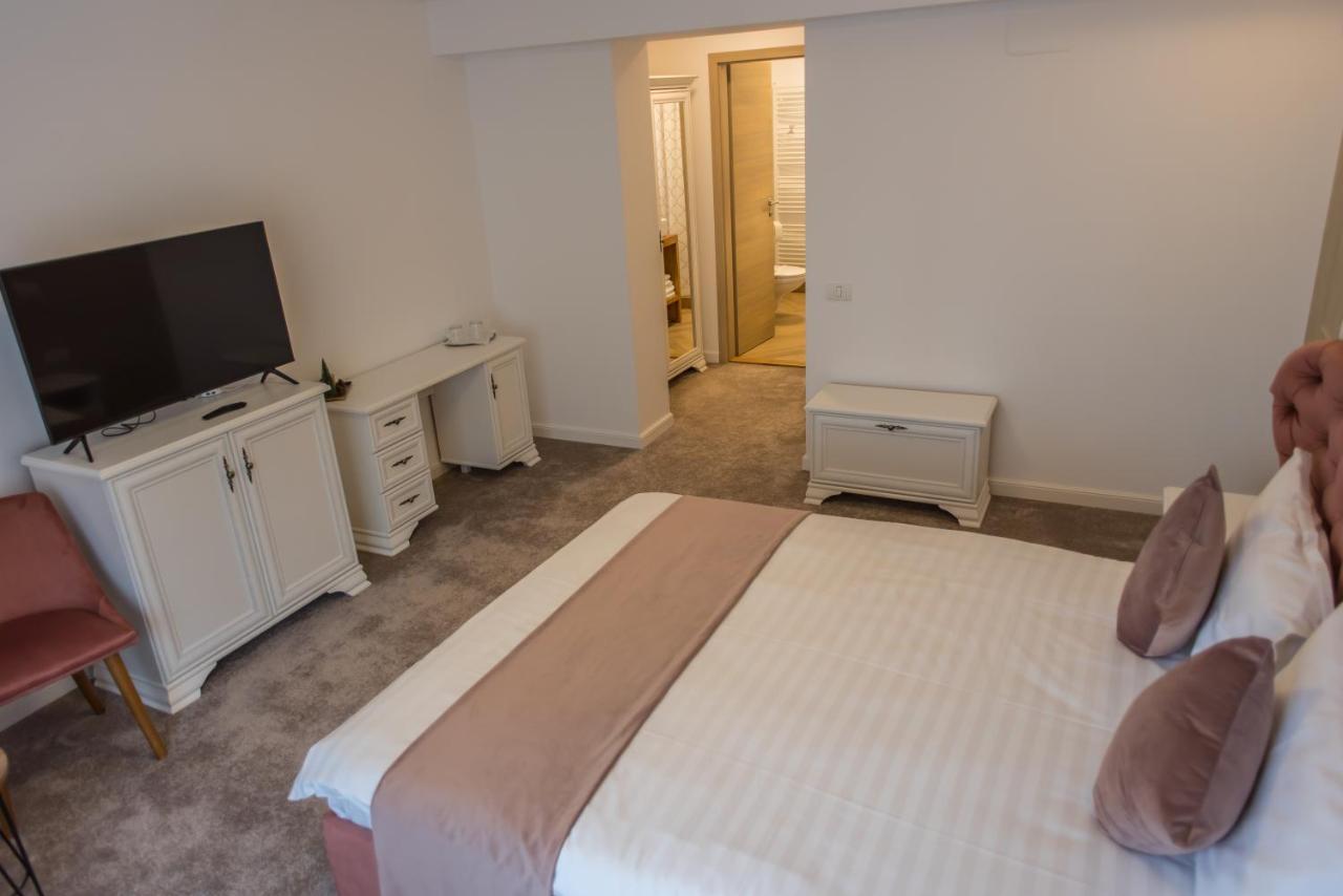 Boga Rooms Σινάια Εξωτερικό φωτογραφία